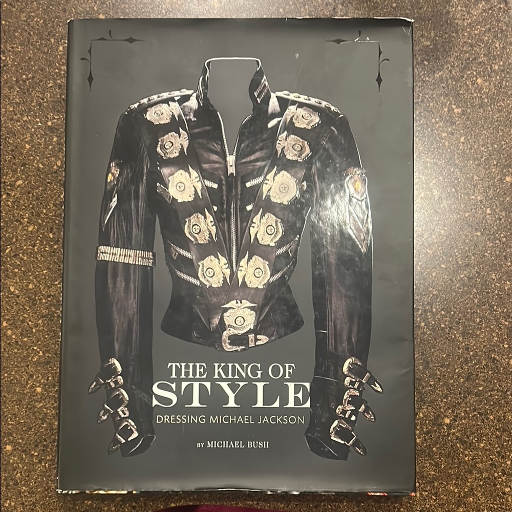 The King of Style Dressing Michael Jackson Coffee Table Book